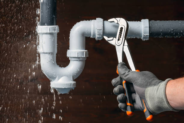Professional Pipe Repair technician working in Santaquin, UT